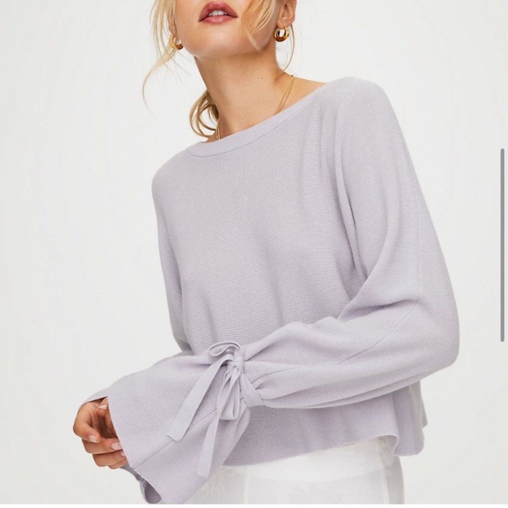 Aritzia Wilfred Knit Wool Cropped Long Sleeve with ties